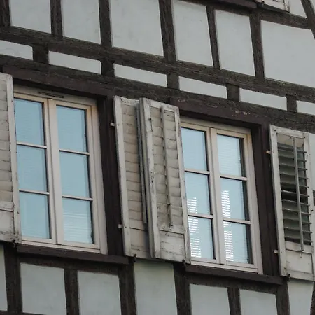 Quai 17 *