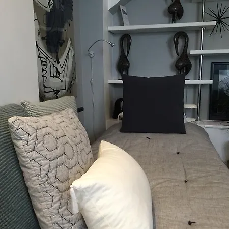 Quai 17 Oda ve Kahvaltı 4*