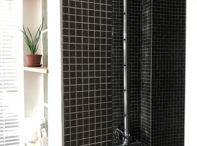 ベッド・アンド・ブレックファスト Quai 17