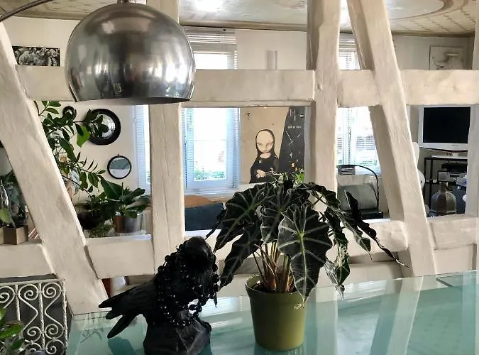 Bed & Breakfast Quai 17 4*