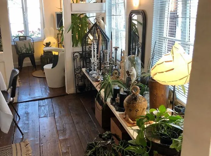 Bed & Breakfast Quai 17 4*