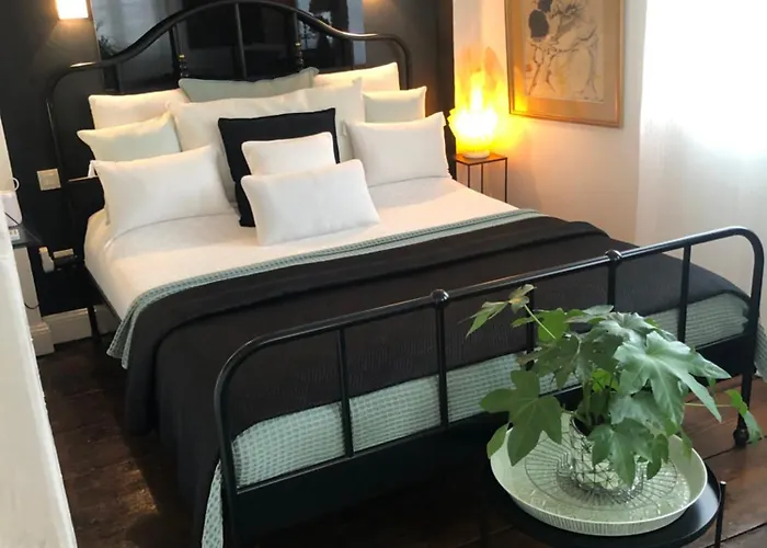 Quai 17 Bed & Breakfast Straatsburg