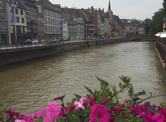 Bed & Breakfast Quai 17 Straatsburg